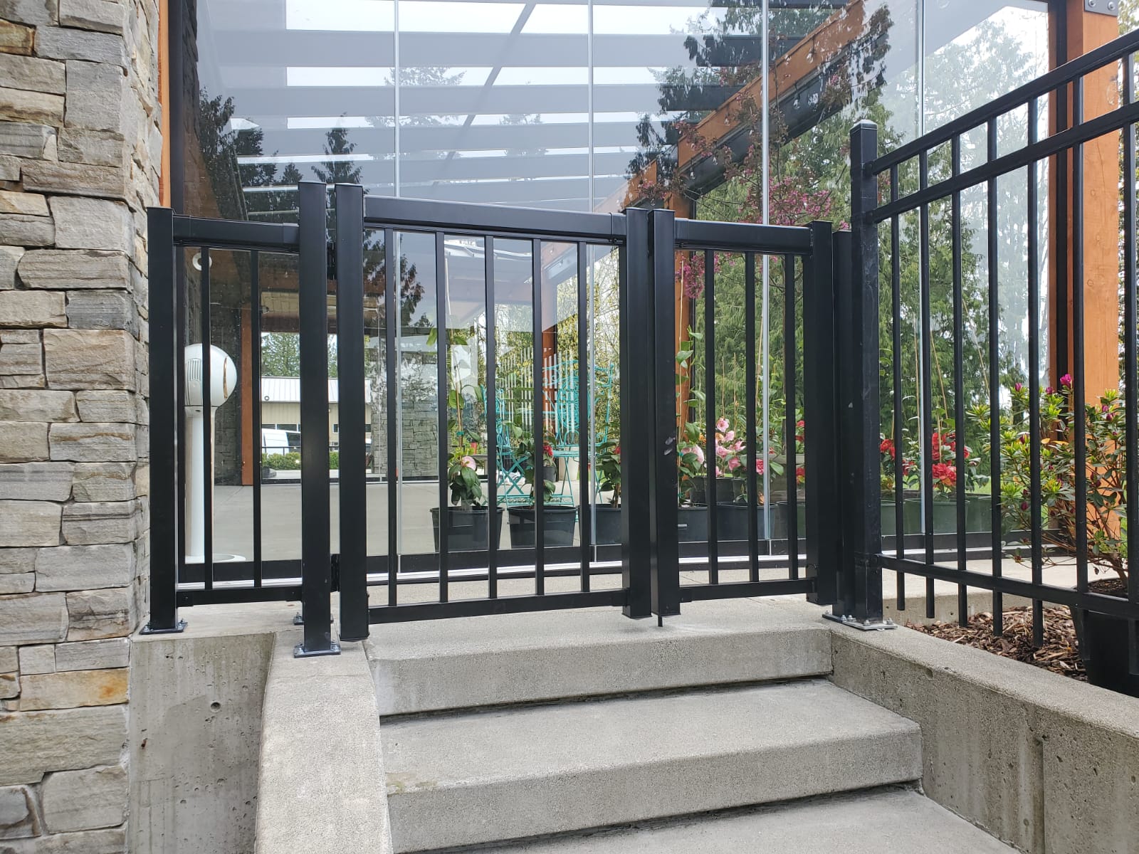 Maintenance Free Aluminum Railings Surrey and West Vancouver Railing